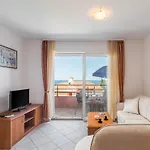 Apartment Strandnahe Mit Grossem Garten By Interhome *