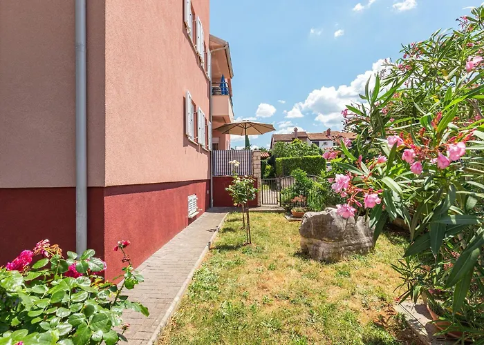 Strandnahe Mit Grossem Garten By Interhome Apartment