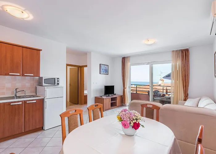 Strandnahe Mit Grossem Garten By Interhome Apartment *