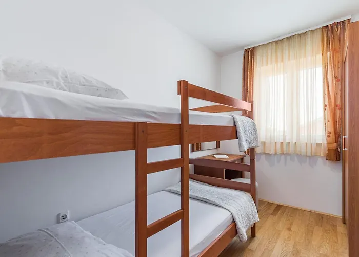 Strandnahe Mit Grossem Garten By Interhome Apartment Dajla