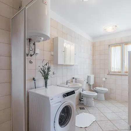 Apartman Strandnahe Mit Grossem Garten By Interhome *