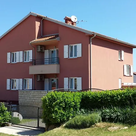 Apartament Strandnahe Mit Grossem Garten By Interhome